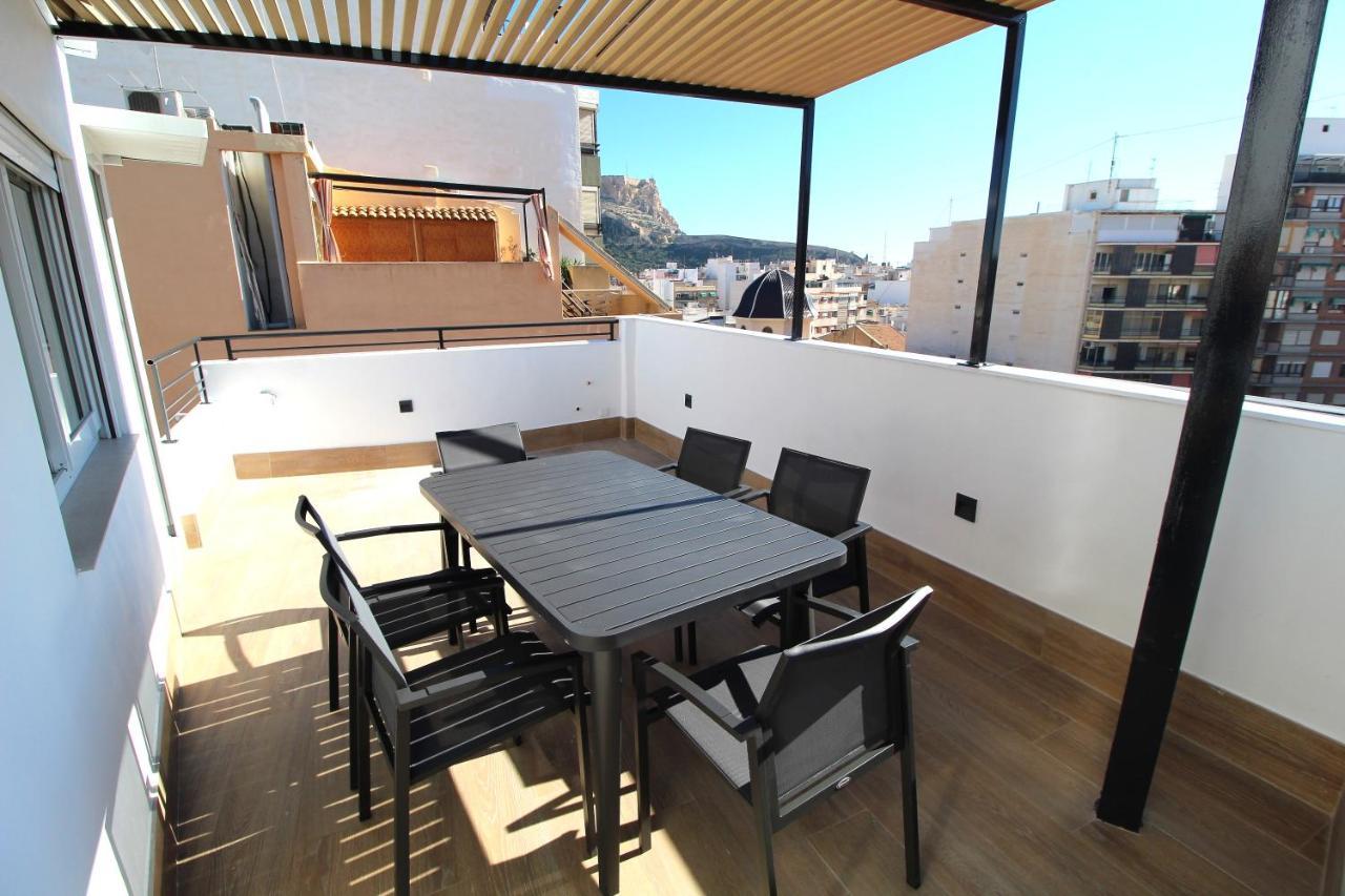 Ferienwohnung Atico Loft De Lujo Con Terraza Espectacular Y Vista A Los 2 Castillos Alicante Exterior foto