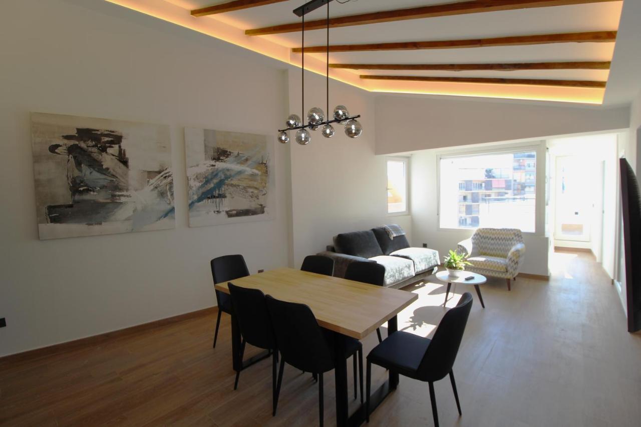 Ferienwohnung Atico Loft De Lujo Con Terraza Espectacular Y Vista A Los 2 Castillos Alicante Exterior foto